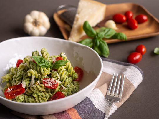 Tortiglioni all’insalata di pesto e pomodorini